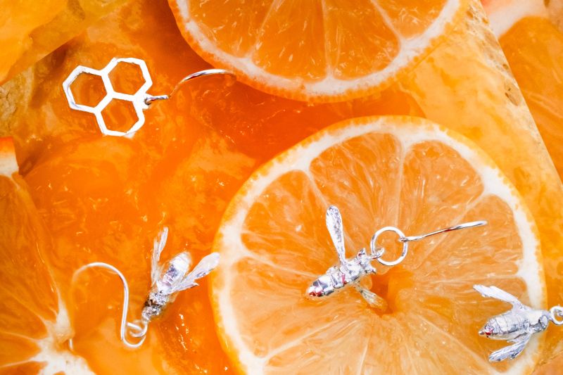 Wasp pendant: sterling silver organic cast, detail