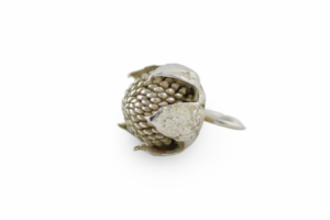 Silver organic cast bery